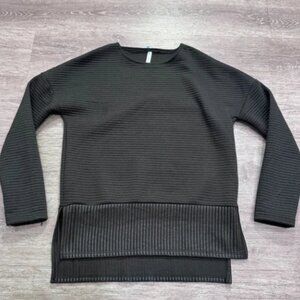 Fabletics Sweater Womens Medium Pullover Sweatshirt Athleisure Stretch Quilted